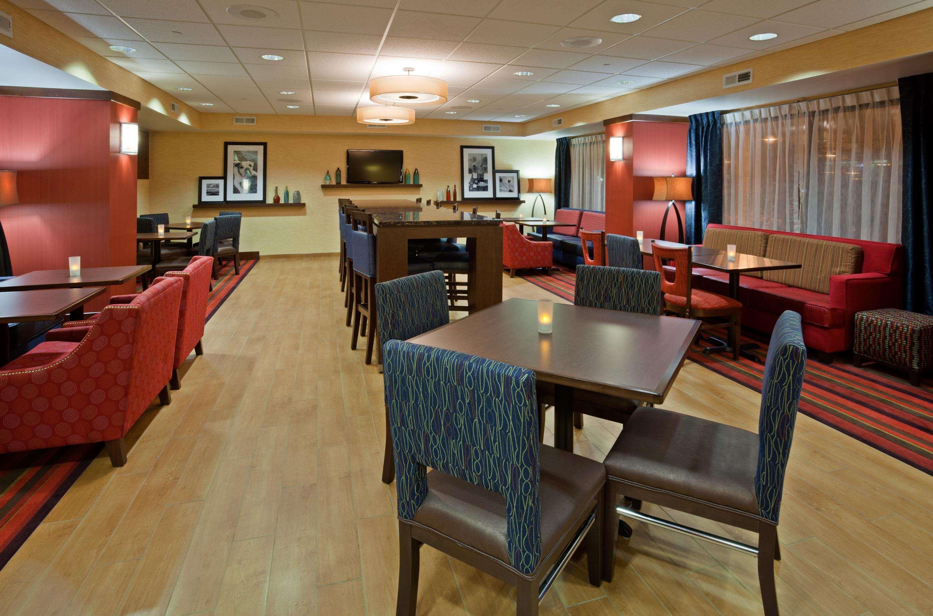 Hampton Inn Milwaukee Airport Esterno foto